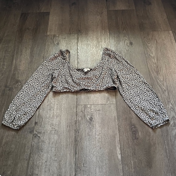 Women’s American Eagle Outfitters Smocked Balloon Sleeve Cropped Top Size Large - Picture 1 of 6